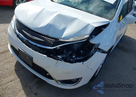 2020 Chrysler Pacifica Touring L z USA, uszkodzony, nr VIN 2C4RC1BG7LR113856